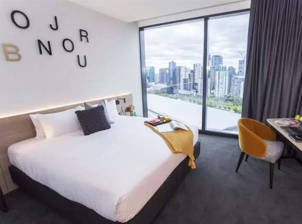 5 Luxury Hotels for a Perfect Melbourne Weekend Getaway E! News Australia