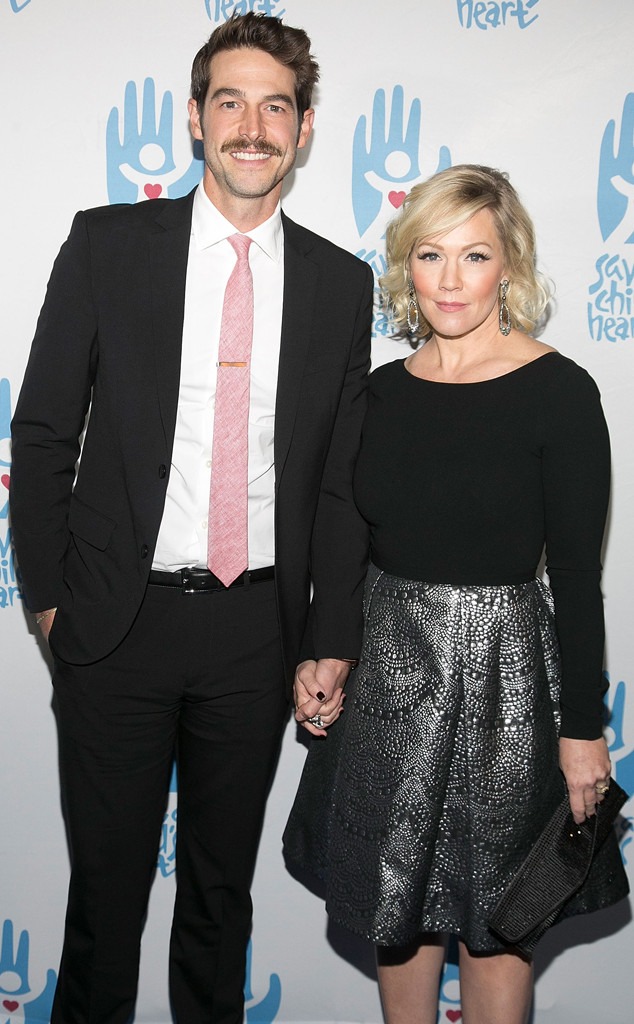 Dave Abrams, Jennie Garth