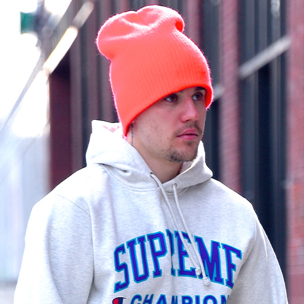 Justin Bieber Asks Fans to Pray for Him: ''Been Struggling a Lot''