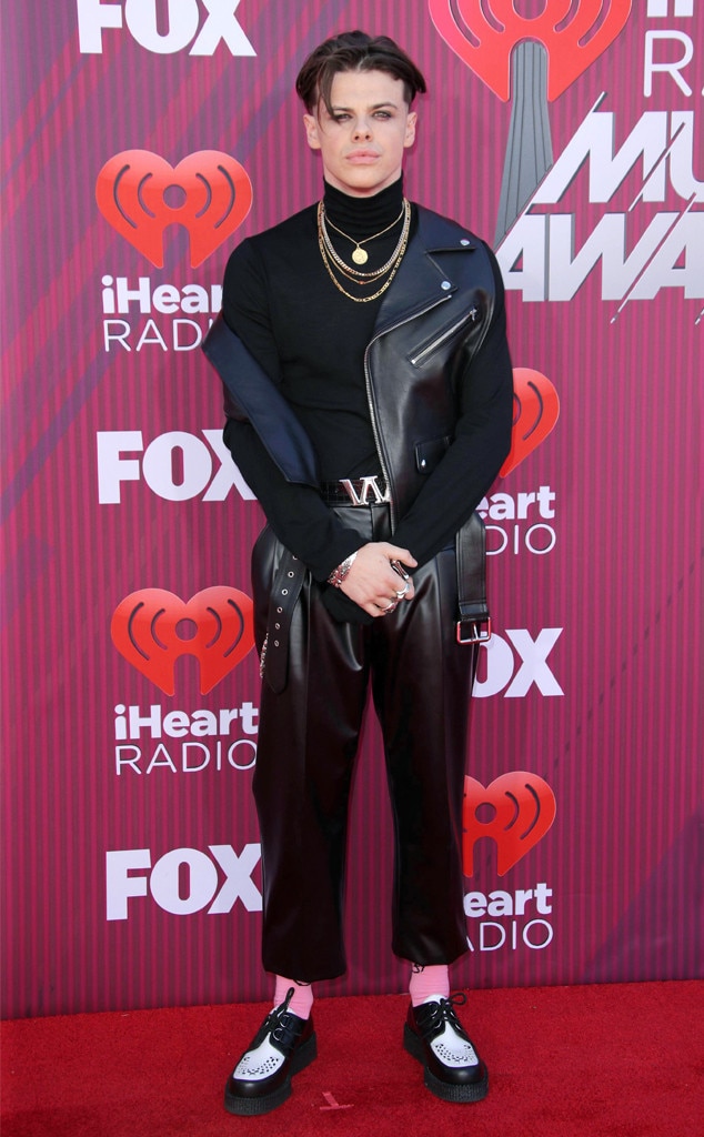 Yungblud from 2019 iHeartRadio Music Awards Red Carpet Fashion | E! News