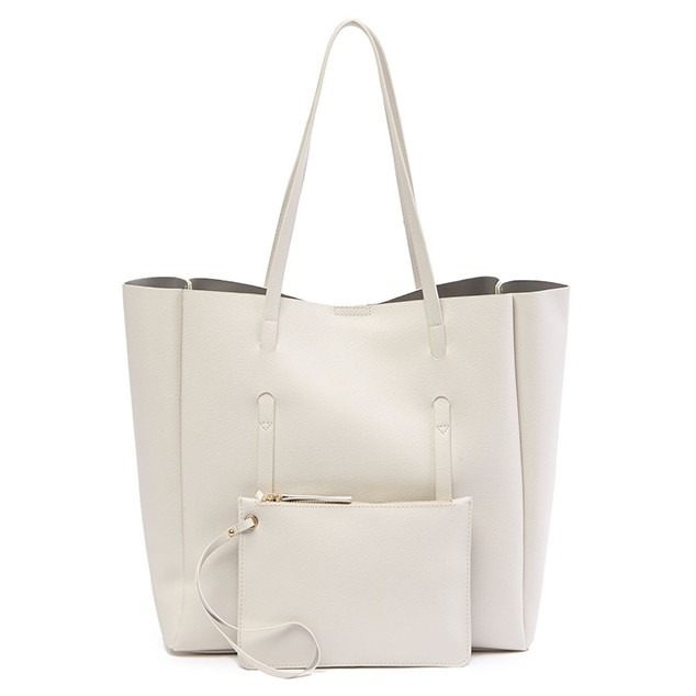 E-Comm: Best Totes for Spring