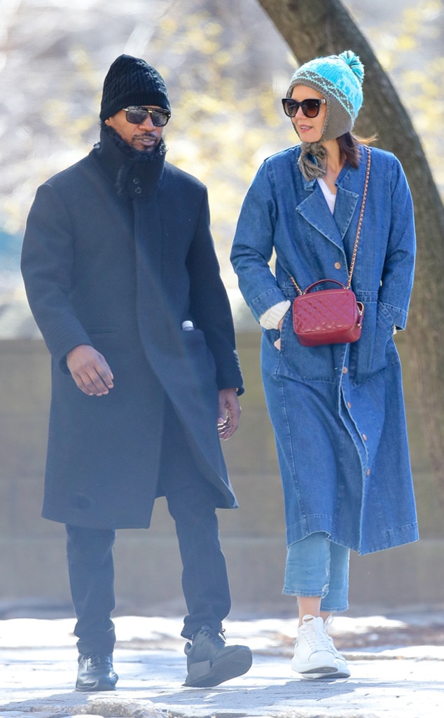 Romantic Stroll From Katie Holmes And Jamie Foxx Romance Rewind E News 