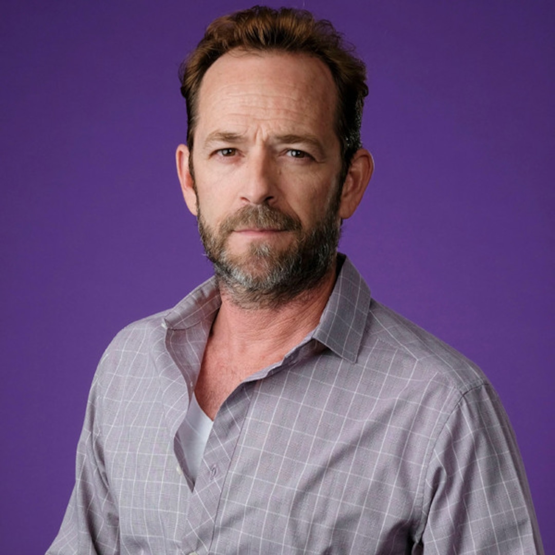Luke Perry Was Buried in an Eco-Friendly Mushroom Suit