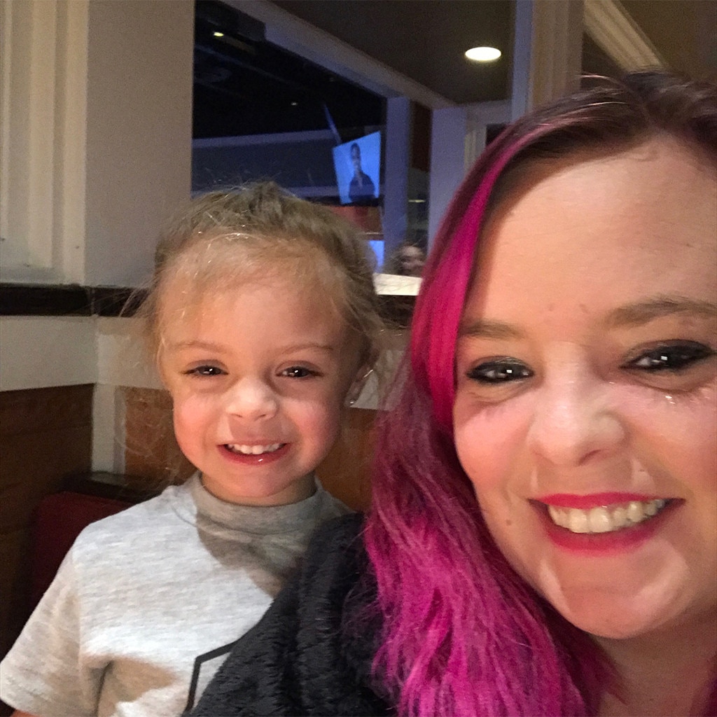 Catelynn Lowell ปรบมือวิจารณ์เรื่องความบาดหมางกับพ่อแม่ของลูกสาว