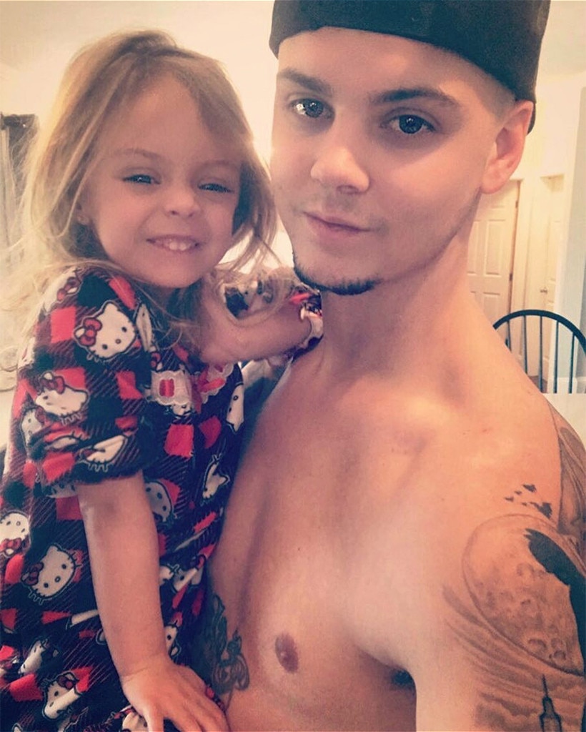 Catelynn Lowell aplaude as críticas à rivalidade com os pais da filha