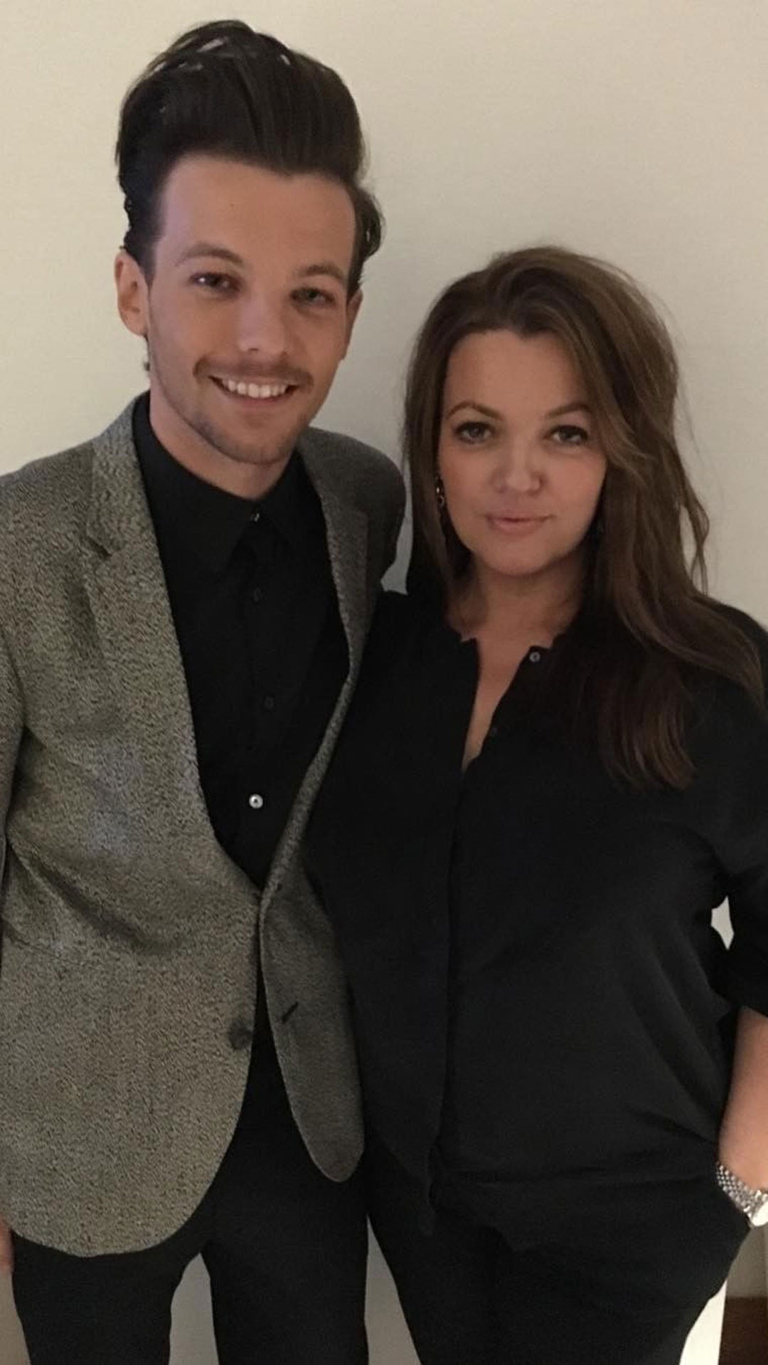 Louis Tomlinson, Johannah Deakin