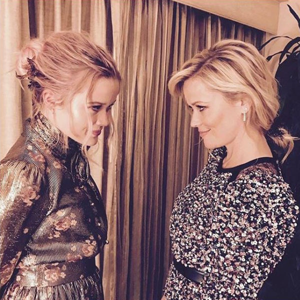 Mirror Images From Photographic Evidence Reese Witherspoon And Ava 