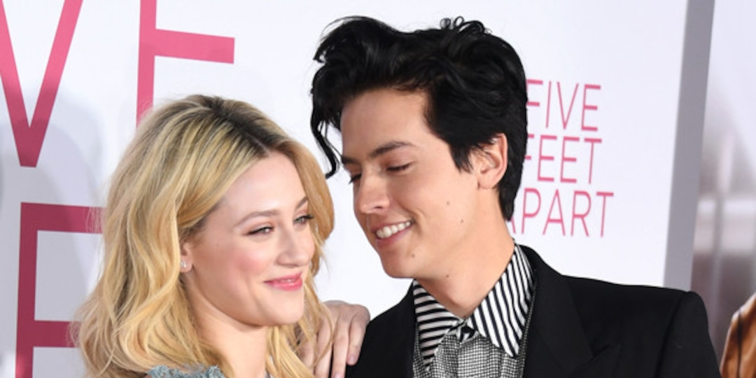 Lili Reinhart & Cole Sprouse Just Changed Their Relationship Status Again Lili r