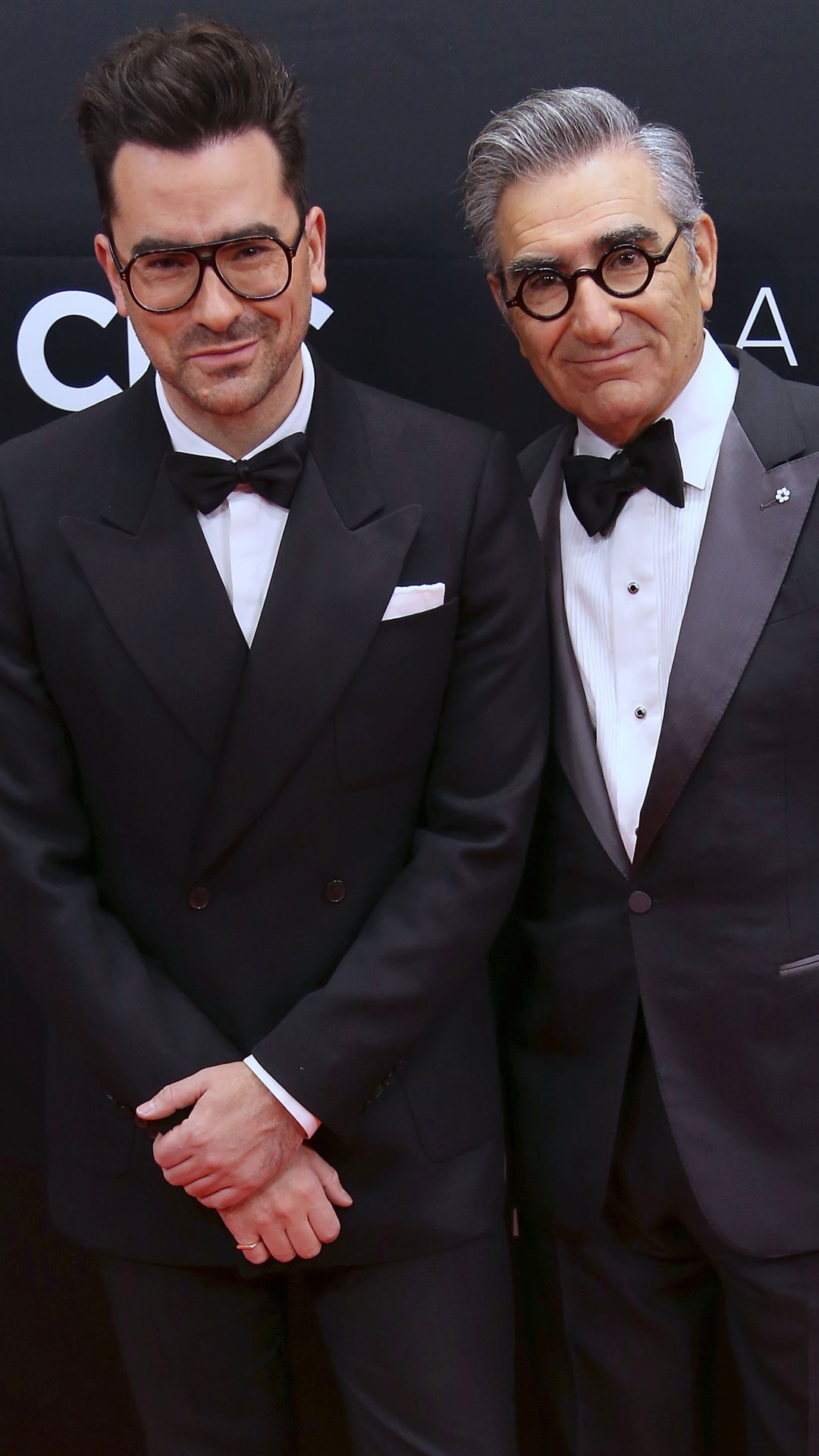 Dan Levy Hilariously Responds to Fan Who Claimed His Dad Eugene Died - E!  Online - CA