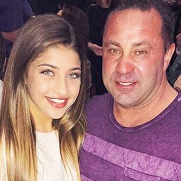 teresa-giudice-s-family-looking-forward-to-visiting-joe-in-italy-e