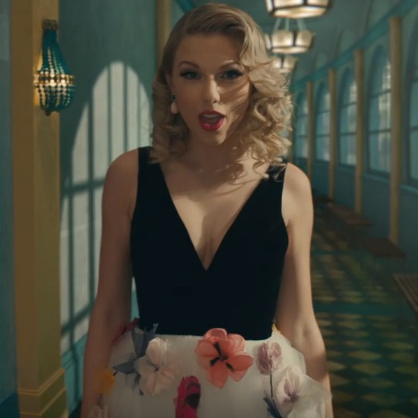 Taylor Swifts Me Music Video All The Hidden Easter