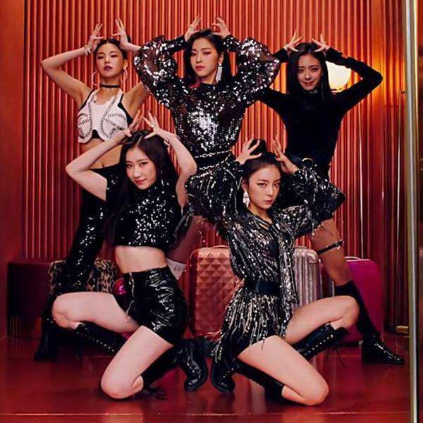 Get To Know The 5 Members Of South Korean Girl Group, ITZY - E! Online - AP