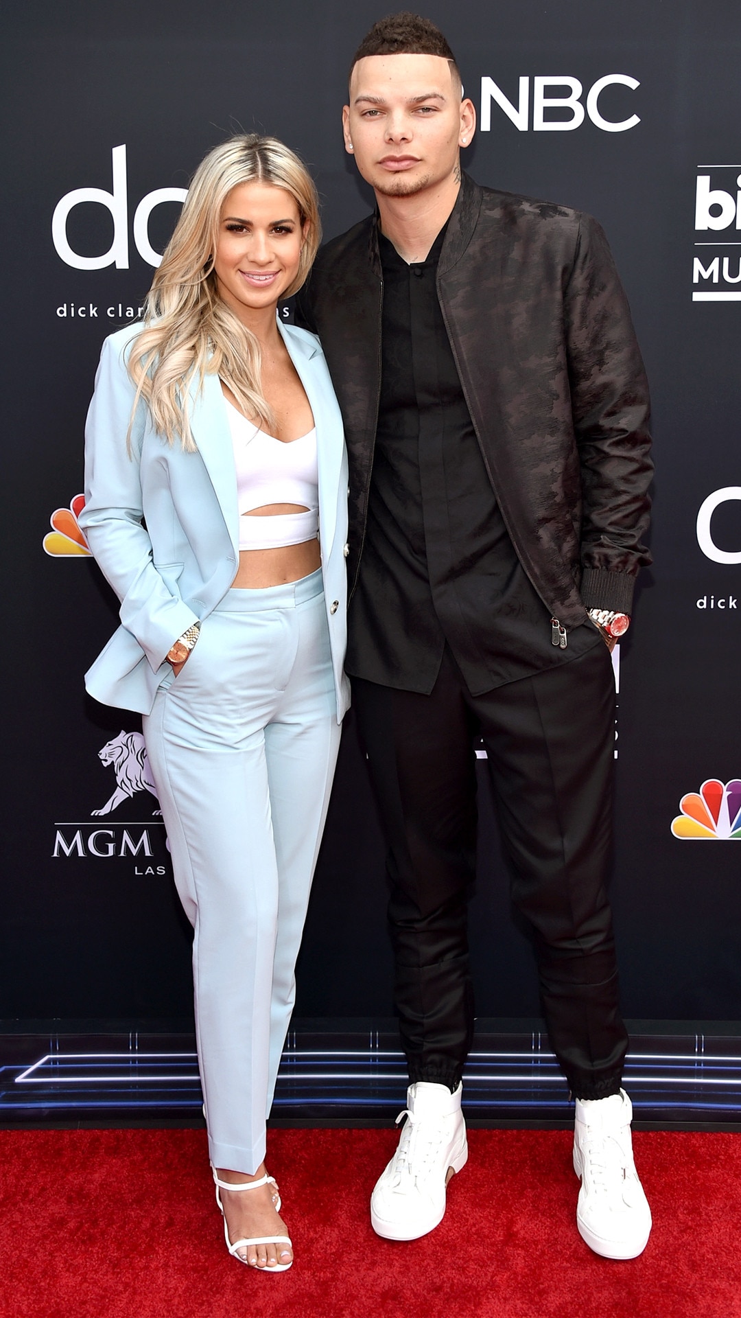Katelyn Jae y Kane Brown from Alfombra roja de los Billboard Music
