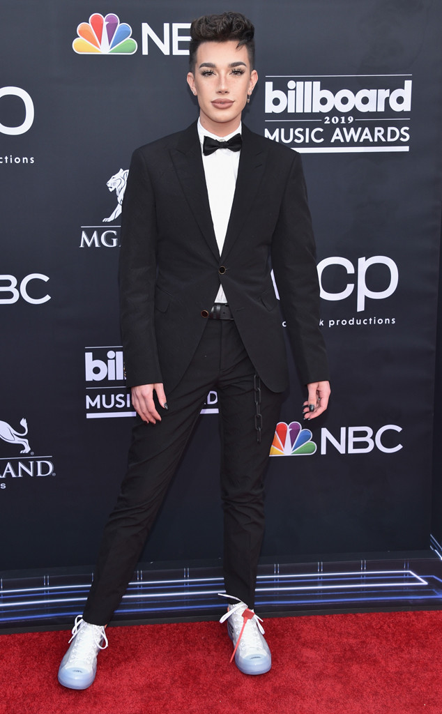 James Charles from 2019 Billboard Music Awards Red Carpet Fashion | E! News
