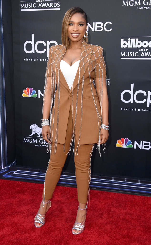 Jennifer Hudson from 2019 Billboard Music Awards Red Carpet Fashion | E