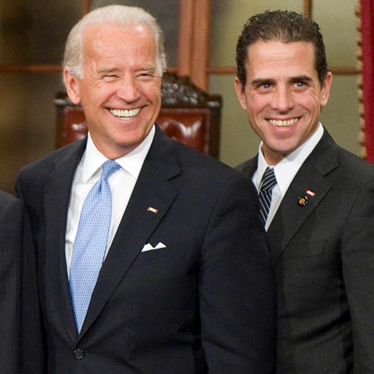 Monument bladre bruser Surprise! Joe Biden's Son Hunter Biden Is Married - E! Online