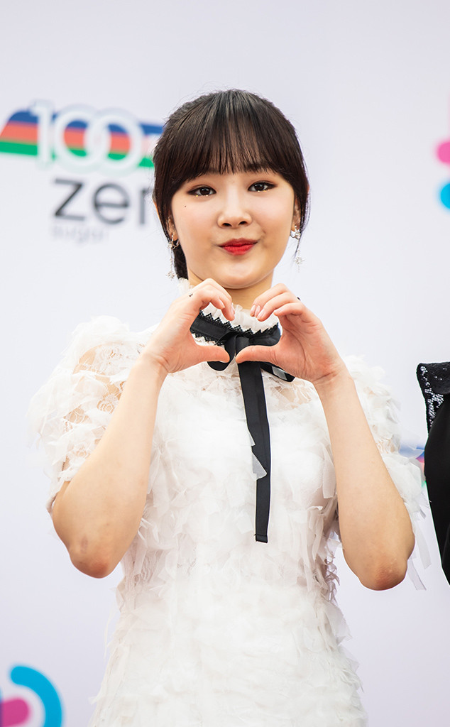 Anne (GWSN) from Best Red Carpet Moments From HallyuPopFest 2019 | E! News