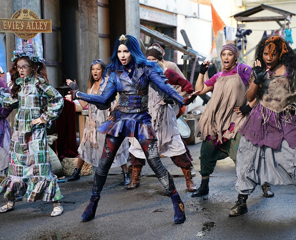 Descendants 3, Sofia Carson