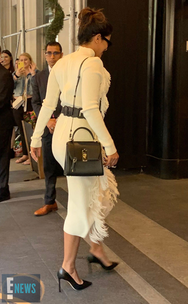 Priyanka Chopra from Gala du Met 2019 : photos exclusives | E! News France