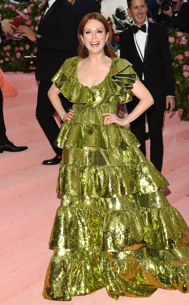 Julianne Moore from 2019 Met Gala Red Carpet Fashion | E! News