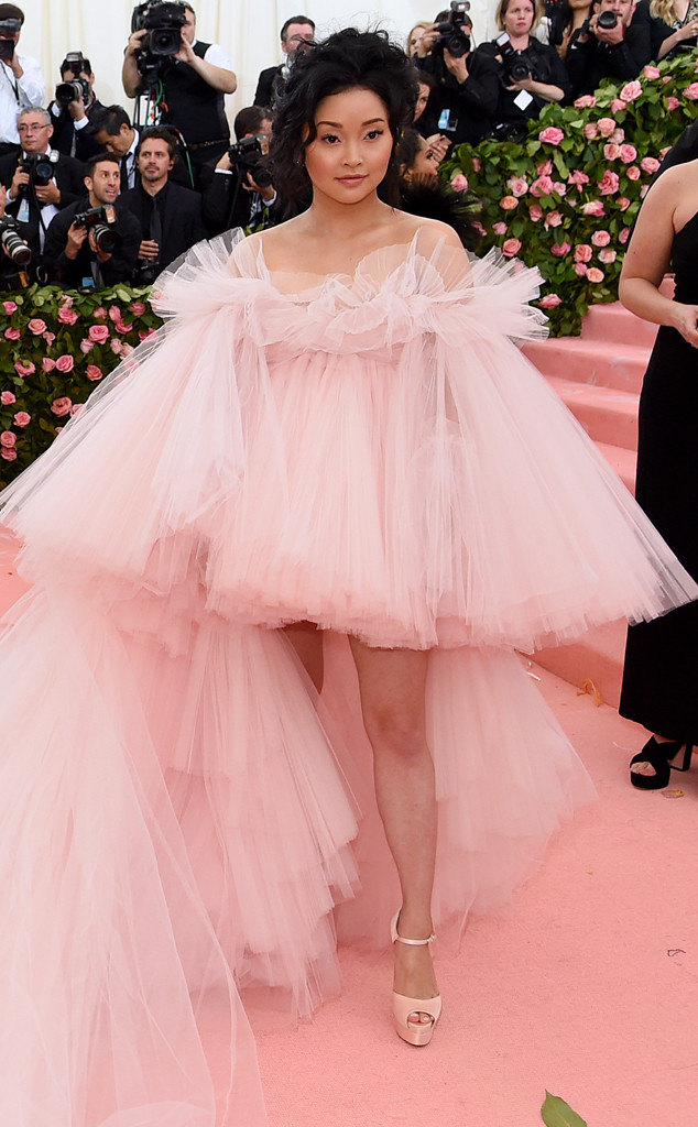 Lana Condor from 2019 Met Gala Red Carpet Fashion | E! News