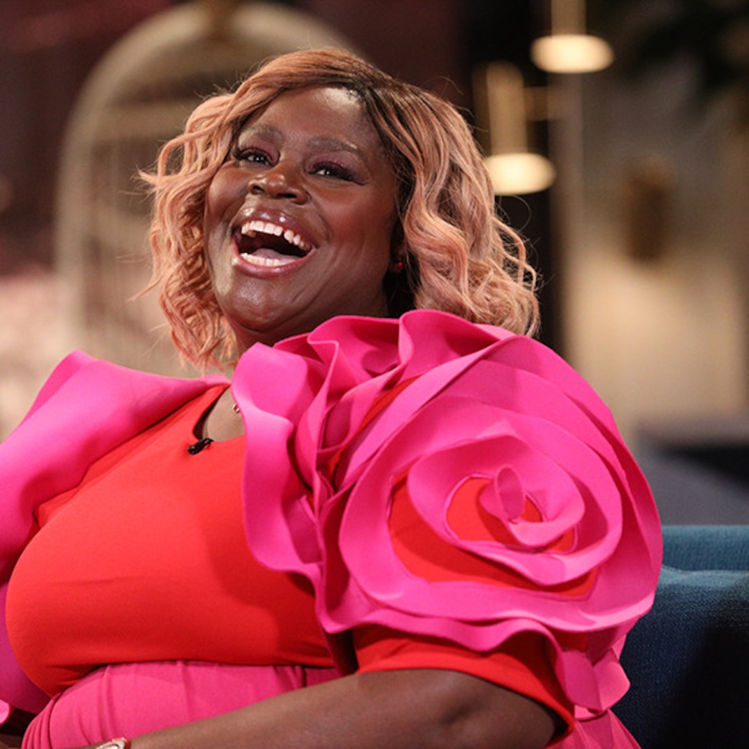 Hear Retta's Hysterical Story About Ripping Her Pantyhose in Church