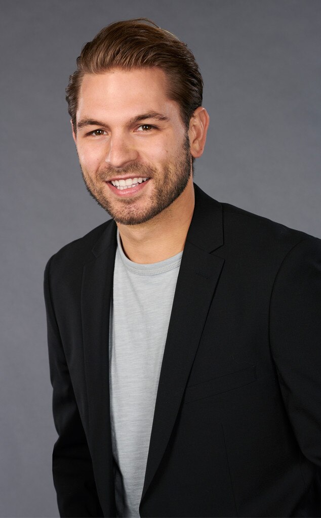 Ryan From The Bachelorette Season 15 Meet Hannah Brown s Men E News