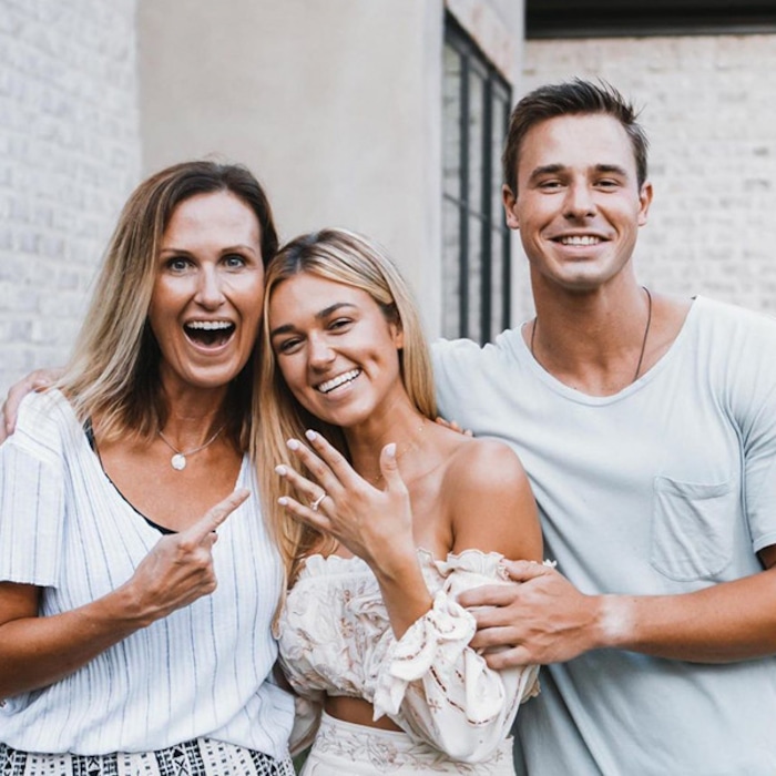 Sadie Robertson Reveals Her Dream Wedding Plans After Cute Engagement E Online Ca