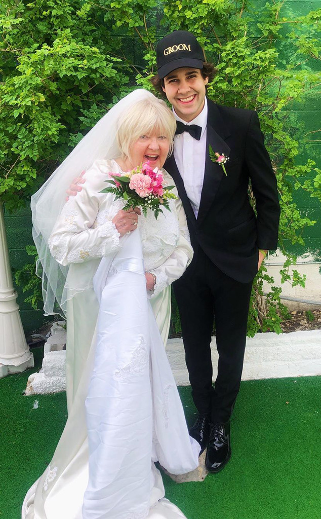 An Update On Youtube Star David Dobrik After Divorce From Bff S Mom E Online