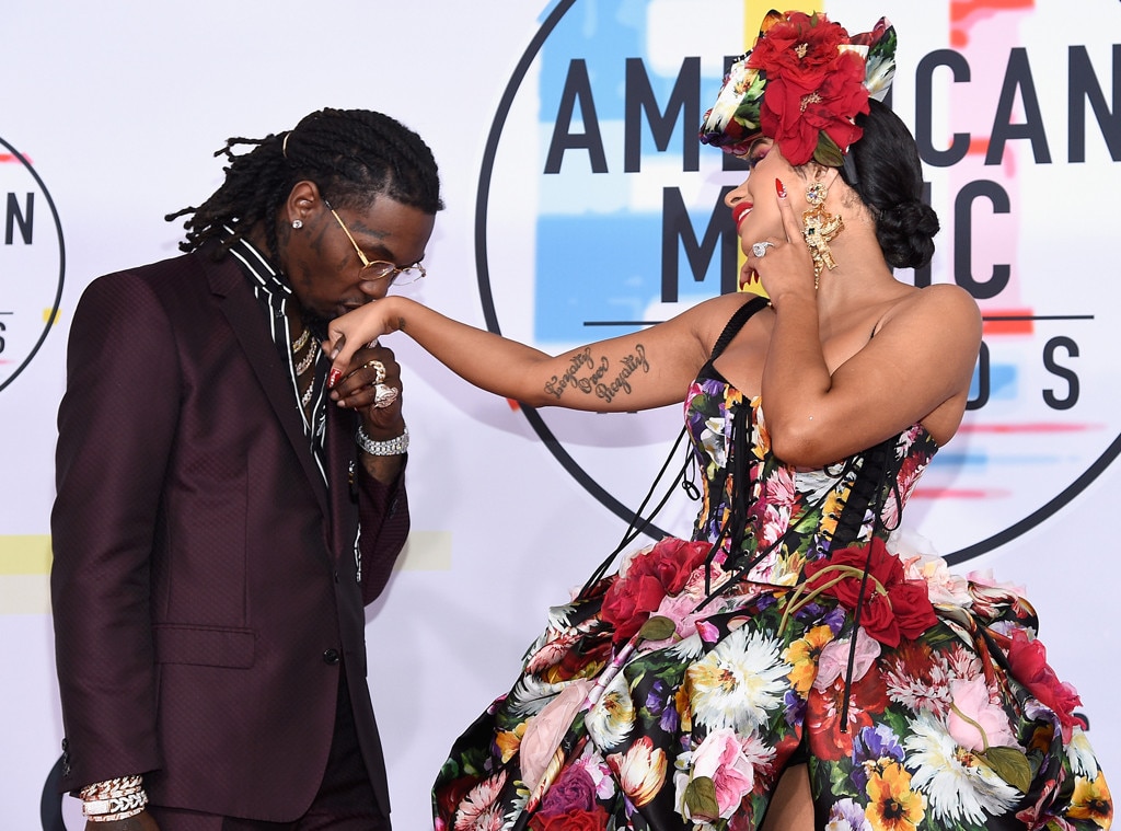 2018 American Music Awards From Cardi B And Offsets Most Pda Moments E News 9950