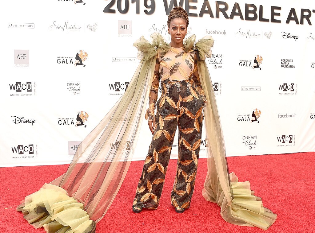 2019 Wearable Art Gala, Holly Robinson Peete