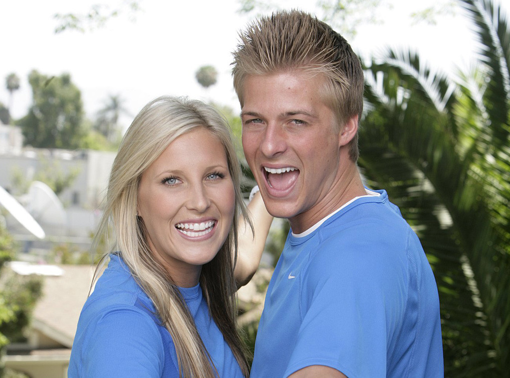 The Amazing Race Winners Tyler And Laura On Blind Dating All Over The World  - Parade