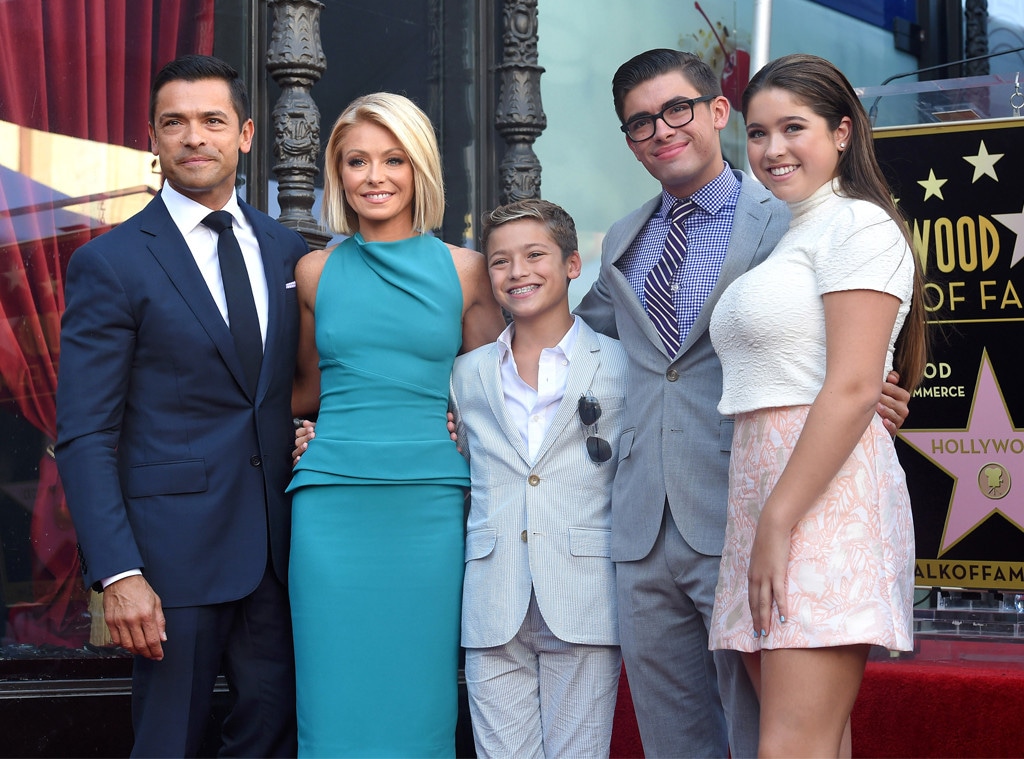 Kelly Ripa, Mark Consuelos, Lola Consuelos, Michael Consuelos, Joaquin Consuelos