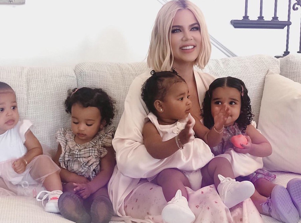 Khloe Kardashian, True Thompson, Stormi Webster, Chicago West, Dream Kardashian 