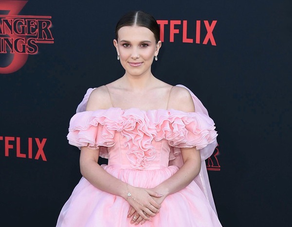 39+ Millie Bobby Brown Stranger Things 3 Premiere Dress Gif