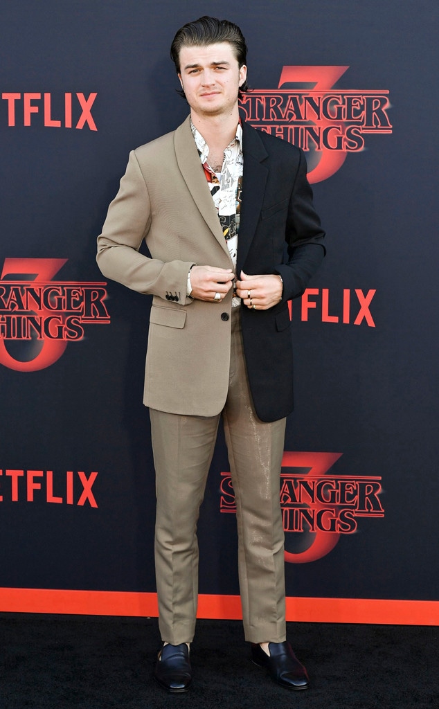 Joe Keery, Stranger Things Season 3 premiere