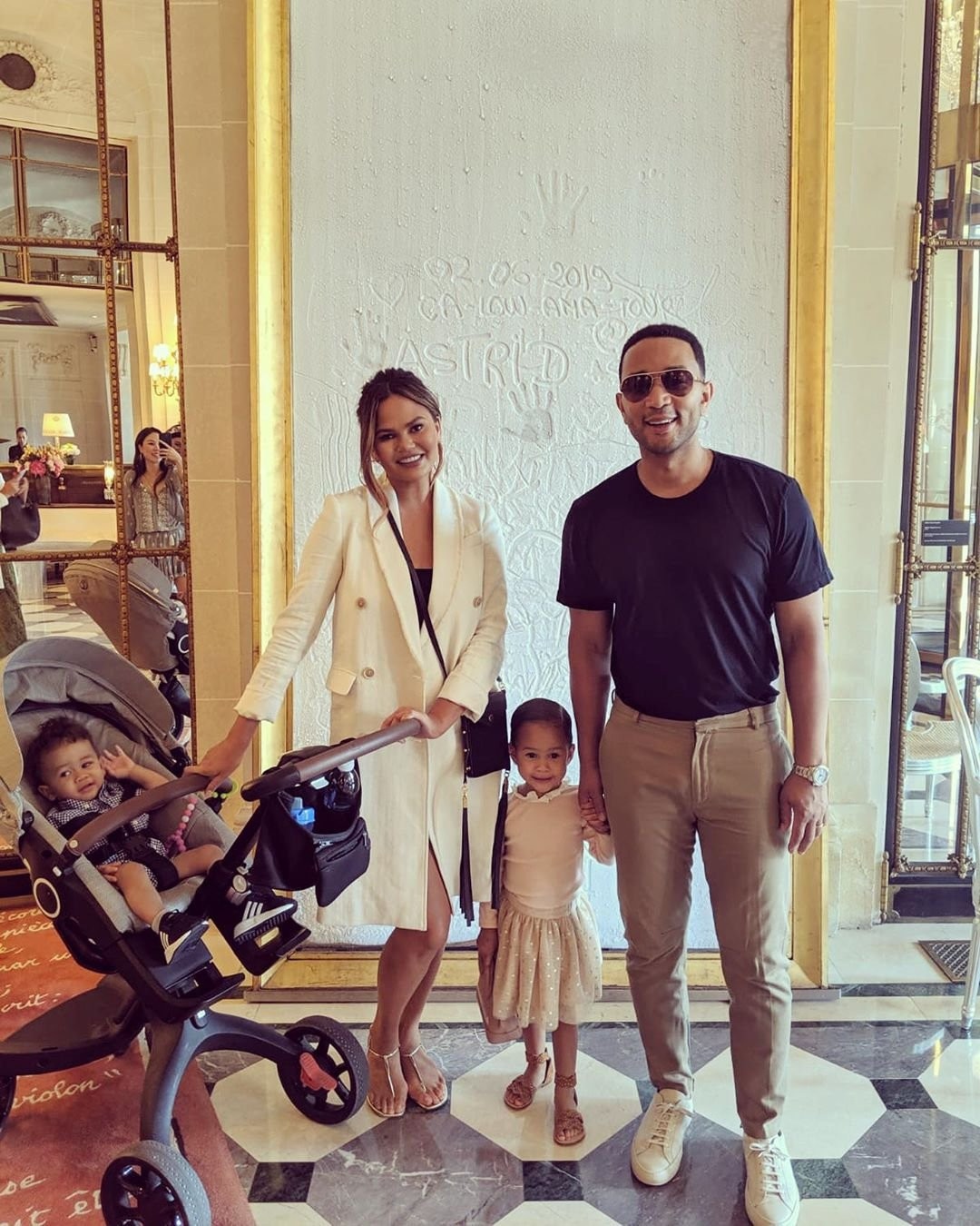 John Legend, Chrissy Teigen, Luna