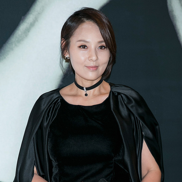 Korean Actress Jeon Mi-Sun Found Dead In Apparent Suicide | E! News