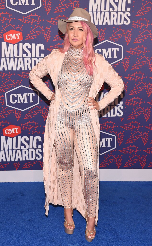 Meghan Linsey, 2019 CMT Music Awards
