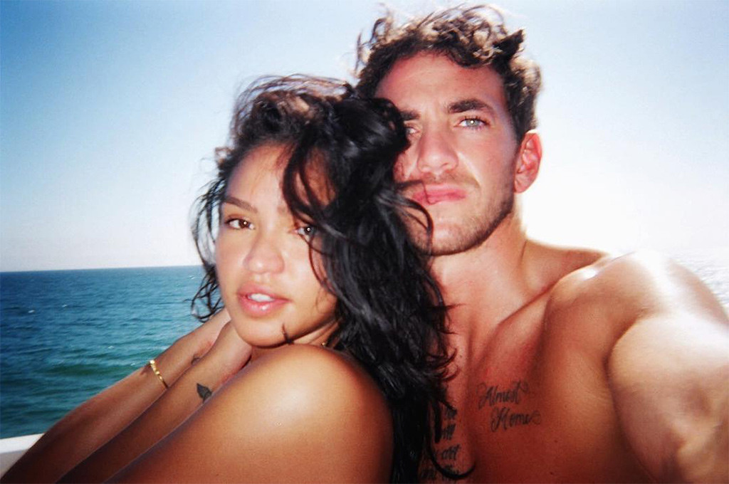 Cassie Marries Alex Fine One Month After Announcing Engagement E! Online