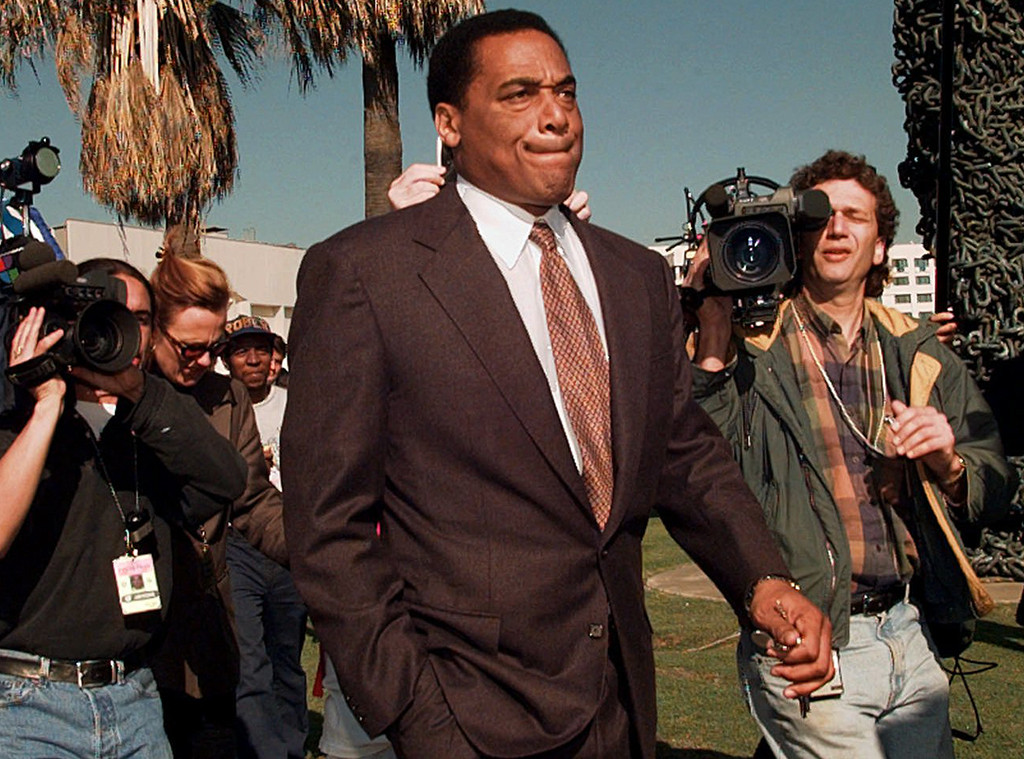 Photos From 25 Bizarre Facts About The O J Simpson Murder Trial E Online