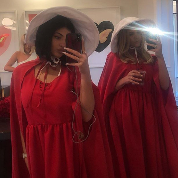 Kylie Jenner Throws The Handmaid S Tale Themed Party E Online