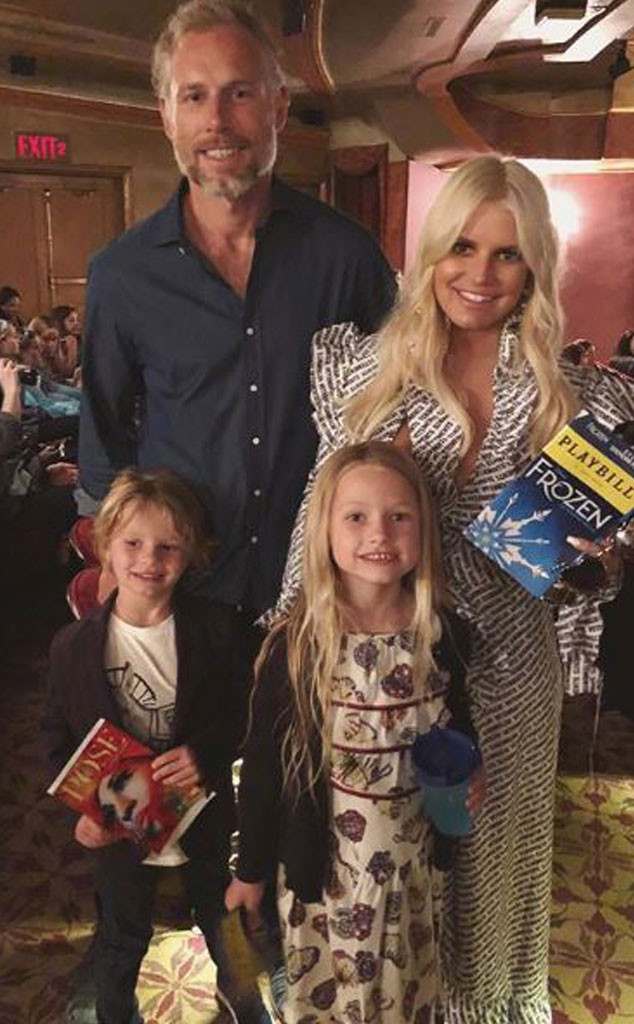 Party of 5!' Jessica Simpson's Family Photos Are So Sweet - Parade