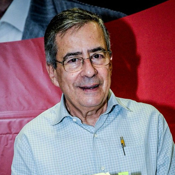 Jornalista Paulo Henrique Amorim morre aos
