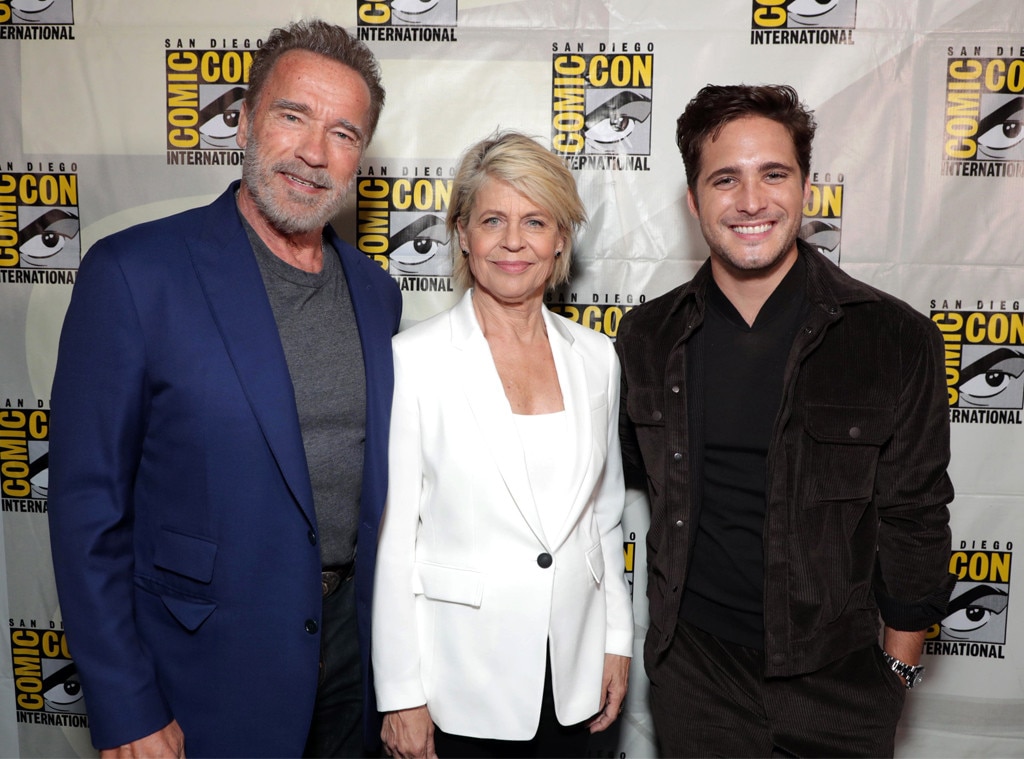 Arnold Schwarzenegger, Linda Hamilton & Diego Boneta from Comic-Con ...