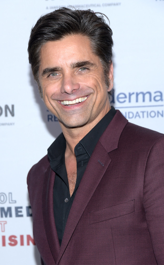 John Stamos Wins The Oldagechallenge By Trolling This Star E Online