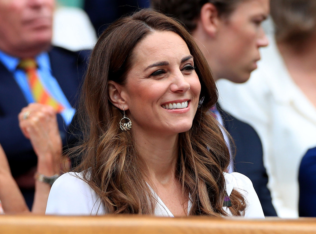 Kate Middleton stuns in £45 earrings at the Wimbledon finals
