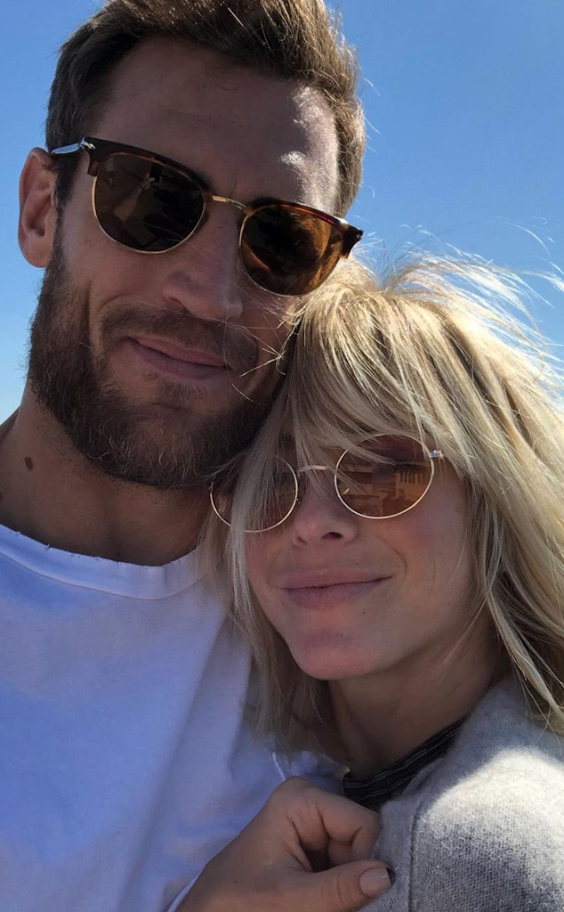 Julianne Hough shares romantic photo of wedding to Brooks Laich: 'I'm so  grateful