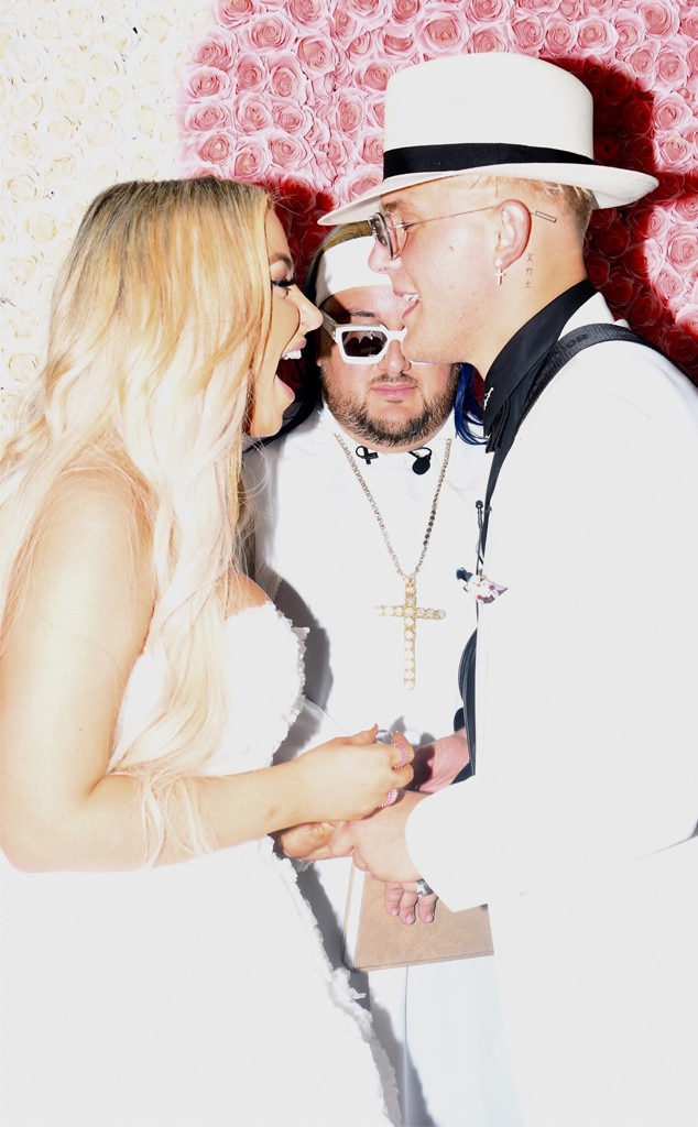 Of Course a Fight Broke Out at Tana Mongeau and Jake Paul s Wedding