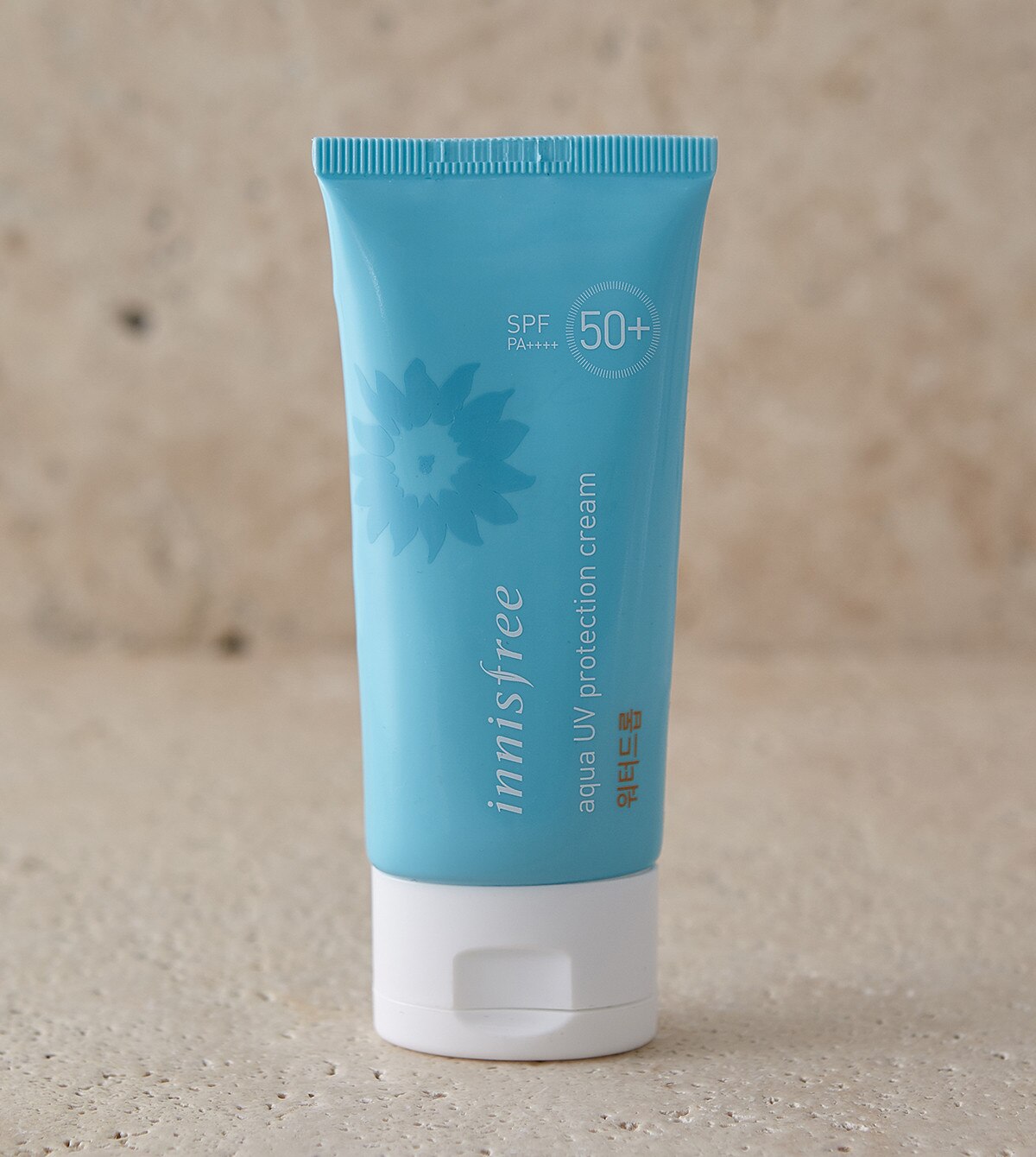 7 Lightweight Sunscreens That Work Well For Oily Skin E! News